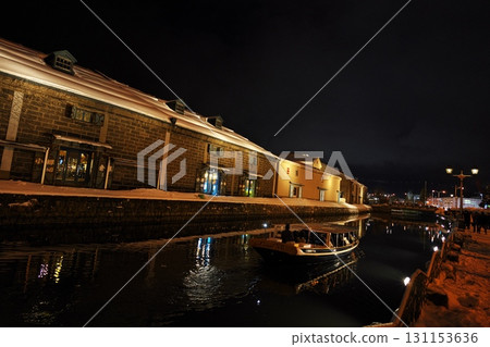 冬季北海道小樽小樽運河夜遊 131153636