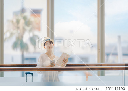 婦女去旅行 131154190