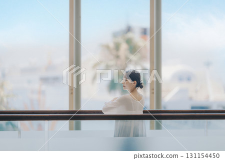 去旅行的女人渡輪碼頭 去旅行的女人渡輪碼頭 131154450
