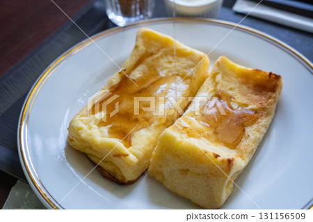 法式吐司早餐 法式吐司早餐 131156509