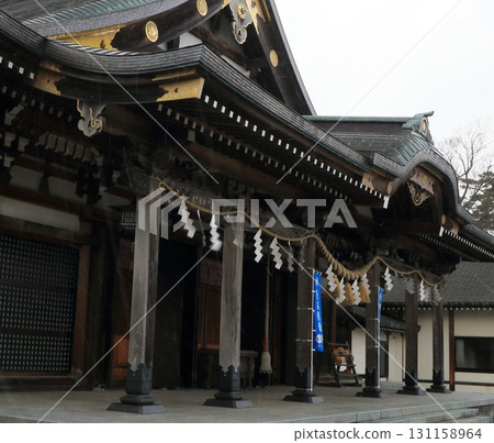 秋田護國神社的拜殿正面 131158964