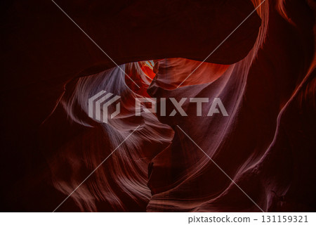 羚羊峽谷-地球雕刻的藝術 羚羊峽谷-地球雕刻的藝術 131159321