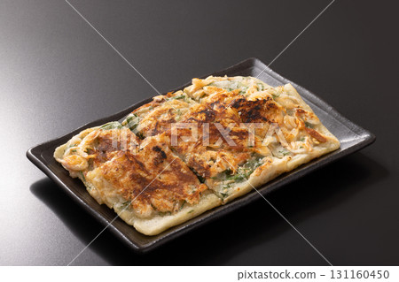 櫻花蝦紫蘇煎餅 櫻花蝦紫蘇煎餅 131160450