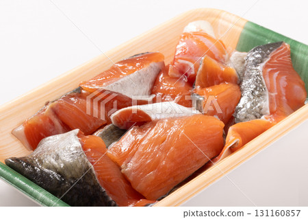 【北海道】秋季鮭魚片 131160857