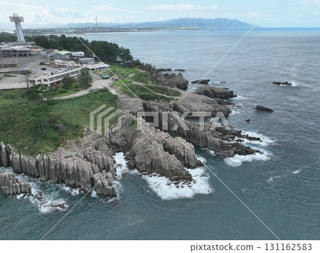 無人機航拍福井縣東尋坊的壯麗景色 131162583