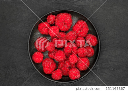 Red balloon berries 131163867