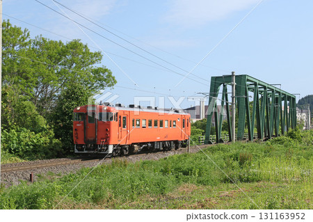 Hokkaido Southern Isaribi Railway Kiha 40 local train JNR metropolitan area color Tarako color 131163952