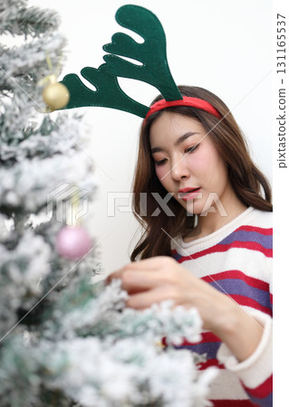 Christmas Tree Christmas Tree 131165537