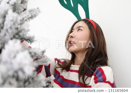 Christmas Tree 131165604