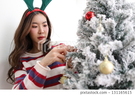 Christmas Tree 131165615