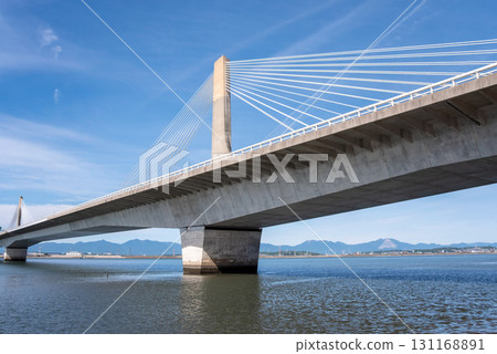 「閃爍揖斐川大橋」伊勢灣高速公路（三重縣桑名市） 131168891