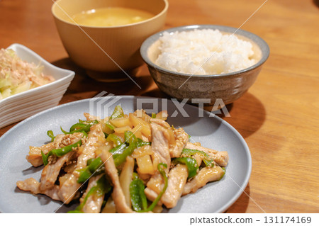 Stir-fried pork and peppers dinner Stir-fried pork and peppers dinner 131174169