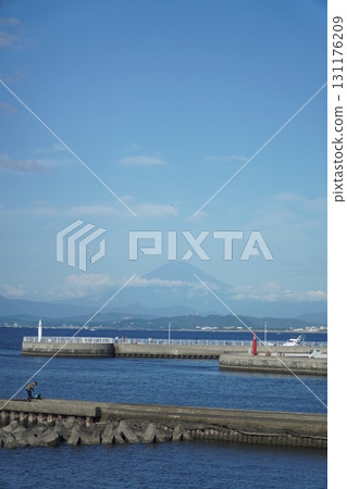 日本神奈川縣海岸的海浪活動（2025 年 9 月 22 日） 131176209