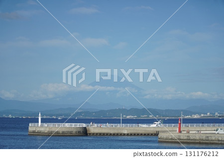 日本神奈川縣海岸的海浪活動(2025 年 9 月 22 日) 日本神奈川縣海岸的海浪活動(2025 年 9 月 22 日) 131176212