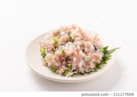 Tuna and snow crab namero Tuna and snow crab namero 131177609