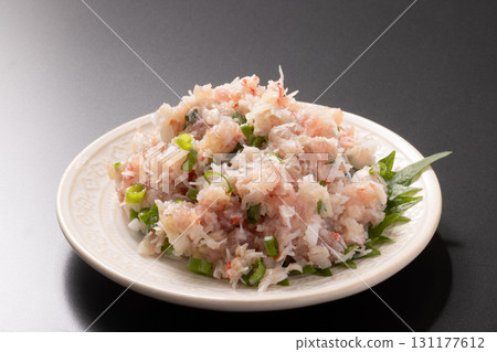 鮪魚和雪蟹 131177612