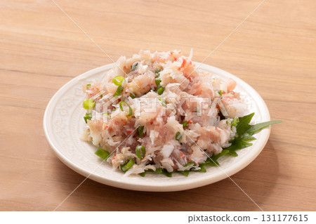 Tuna and snow crab namero Tuna and snow crab namero 131177615