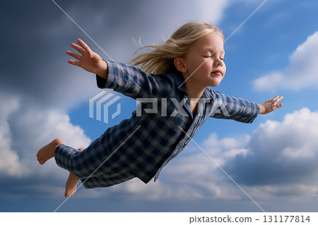 夢見女孩在天空飛翔 131177814