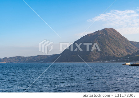 Mount Takasaki seen from Beppu Bay in Oita Prefecture Mount Takasaki seen from Beppu Bay in Oita Prefecture 131178303