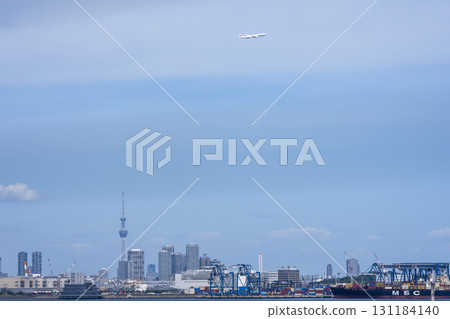 Scenery of Haneda Airport, plane taking off and Tokyo Skytree, Ota Ward, Tokyo Scenery of Haneda Airport, plane taking off and Tokyo Skytree, Ota Ward, Tokyo 131184140