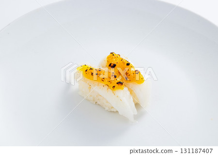 原味握壽司佐香煎比目魚 原味握壽司佐香煎比目魚 131187407