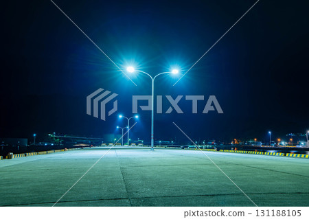 油津港的夜晚 131188105