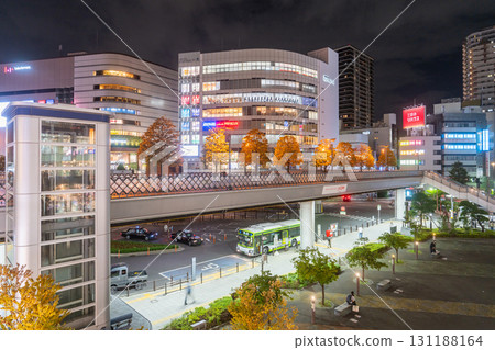 埼玉縣：川口站與城市夜景 131188164