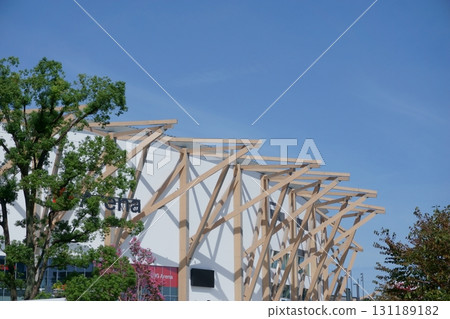 綠樹環繞的IG競技場 綠樹環繞的IG競技場 131189182