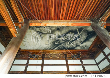 東福寺：講堂天花板上的青龍 131190780
