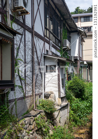 日本鳥取縣三朝溫泉的美麗古建築 日本鳥取縣三朝溫泉的美麗古建築 131192991