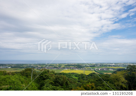 Beautiful late summer scenery of Mount Kumogaie in Kurayoshi city, Tottori prefecture, Japan Beautiful late summer scenery of Mount Kumogaie in Kurayoshi city, Tottori prefecture, Japan 131193208