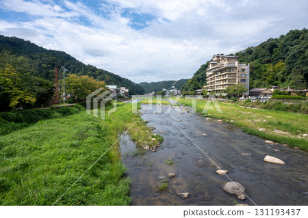 日本鳥取縣府三朝溫泉的美麗風景 131193437