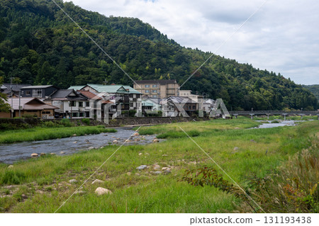 Beautiful scenery of Misasa Onsen in Tottori prefecture, Japan Beautiful scenery of Misasa Onsen in Tottori prefecture, Japan 131193438