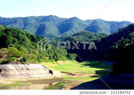 Dam Dam 131194742