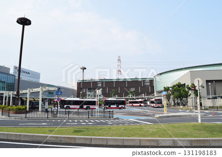 Streetscape in front of Kuzuha Station, Hirakata City, Osaka Prefecture 131198183