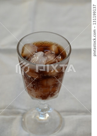 A sweet, cold and deliciously refreshing cola float 131199137