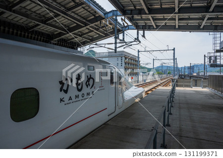 長崎新幹線-貫穿九州西部的高速列車 長崎新幹線-貫穿九州西部的高速列車 131199371