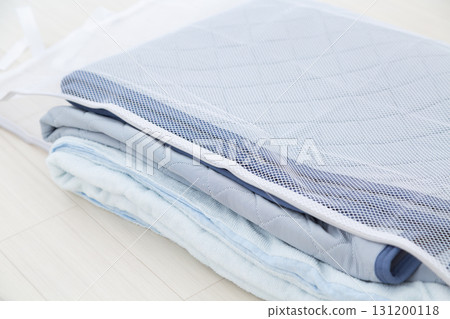 夏季蒲團床罩、床墊和洗衣網 131200118