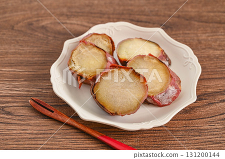 Chilled baked potato Chilled baked potato 131200144