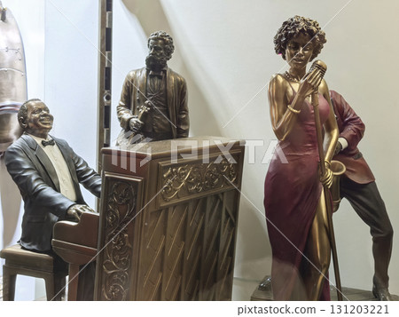 Celebrating jazz legends through artistic sculptures in a vibrant gallery Celebrating jazz legends through artistic sculptures in a vibrant gallery 131203221