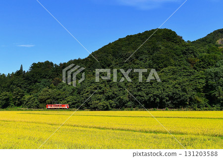 Akita Inland Line (Katsura-se to Ani-Maeda Onsen) 131203588