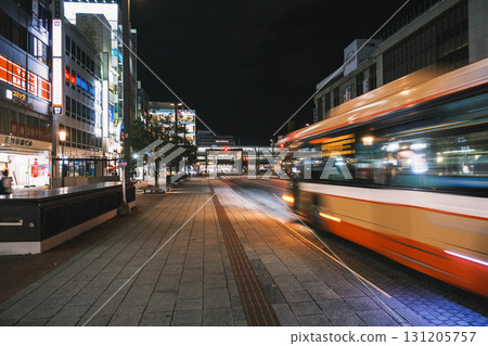 [Himeji Station] Scenery of a route bus running 131205757