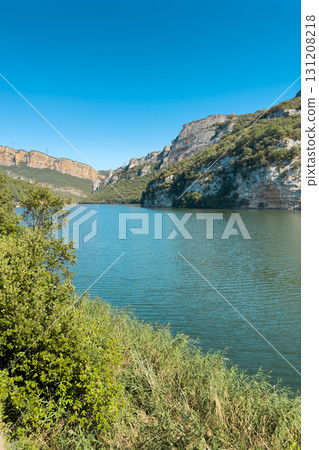Scenic view of the Sobron Reservoir on the Ebro River, located between Alava and Burgos, Spain 131208218
