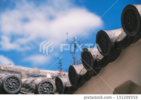 [姬路城] 歷史建築的屋頂 131209358