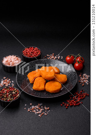 Crispy chicken nuggets, meat takeaway meal with salt. Chicken nuggets, fast food 131210014
