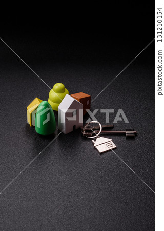 Keys, real estate, your own home or business premises purchased with a mortgage. Property and keys 131210154