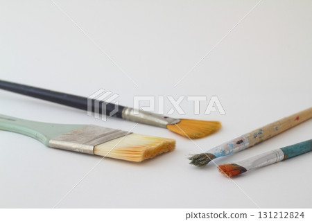 Dirty rusty paint brush isolated on white background Dirty rusty paint brush isolated on white background 131212824