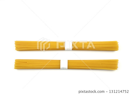 pile of spaghetti on white background, top view 131214752