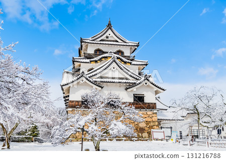 志賀彥根城:白雪皚皚的天守閣 志賀彥根城:白雪皚皚的天守閣 131216788