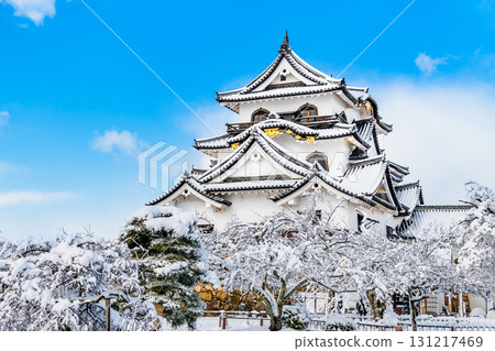 志賀彥根城：白雪皚皚的天守閣 131217469